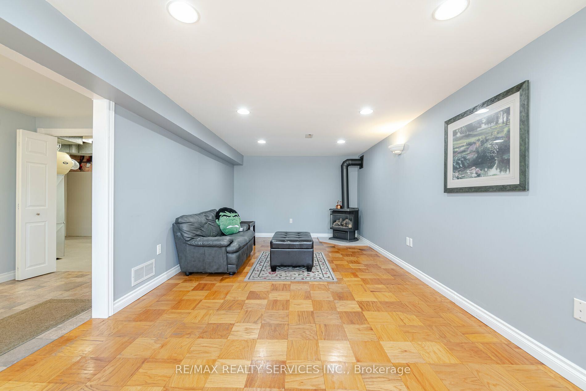 195 Elmwood Road