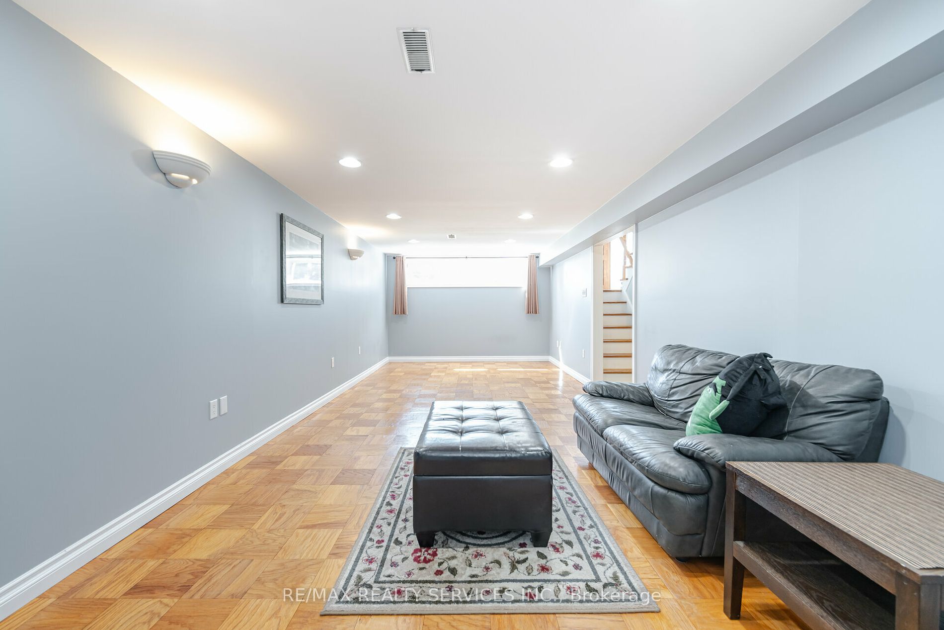 195 Elmwood Road