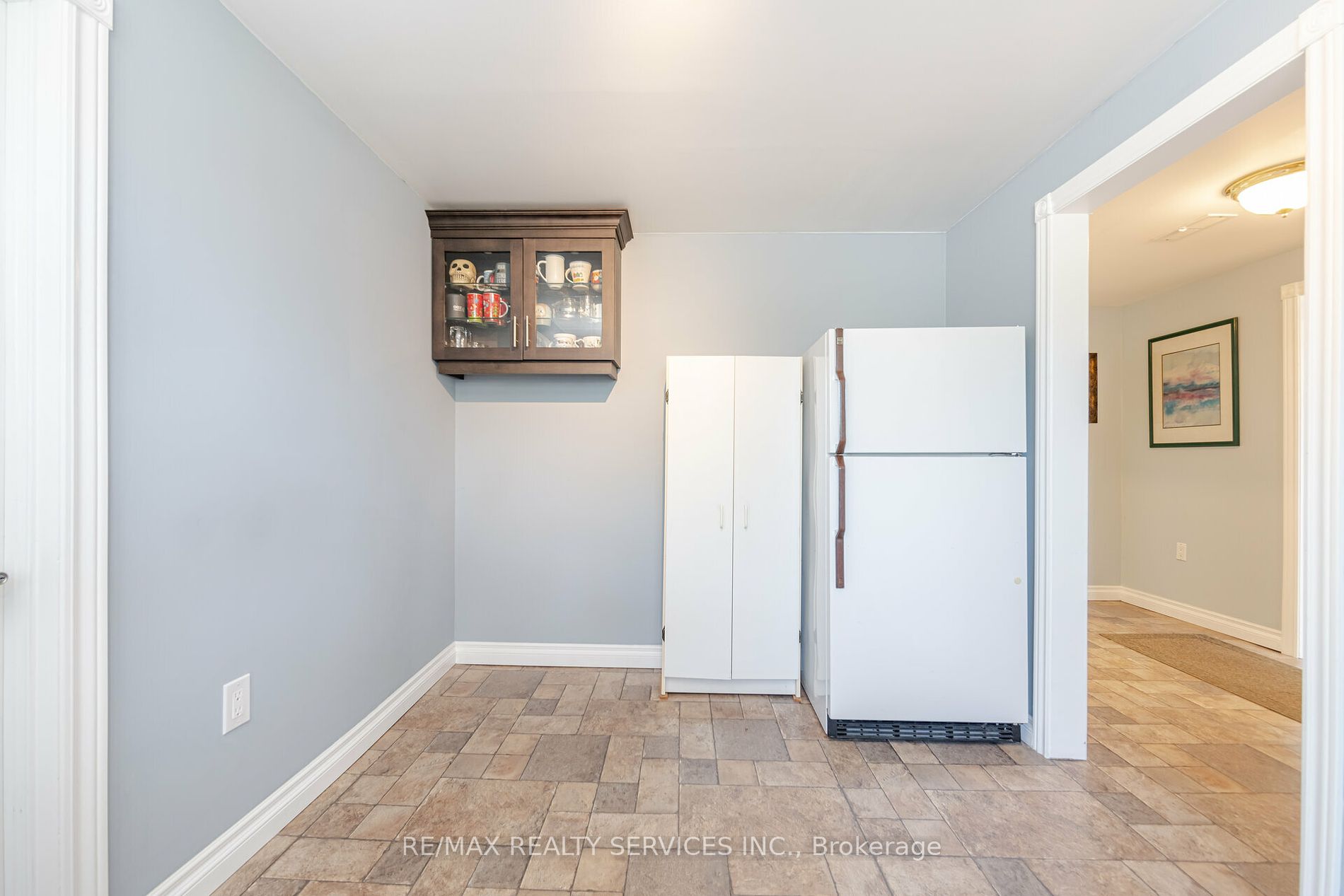 195 Elmwood Road