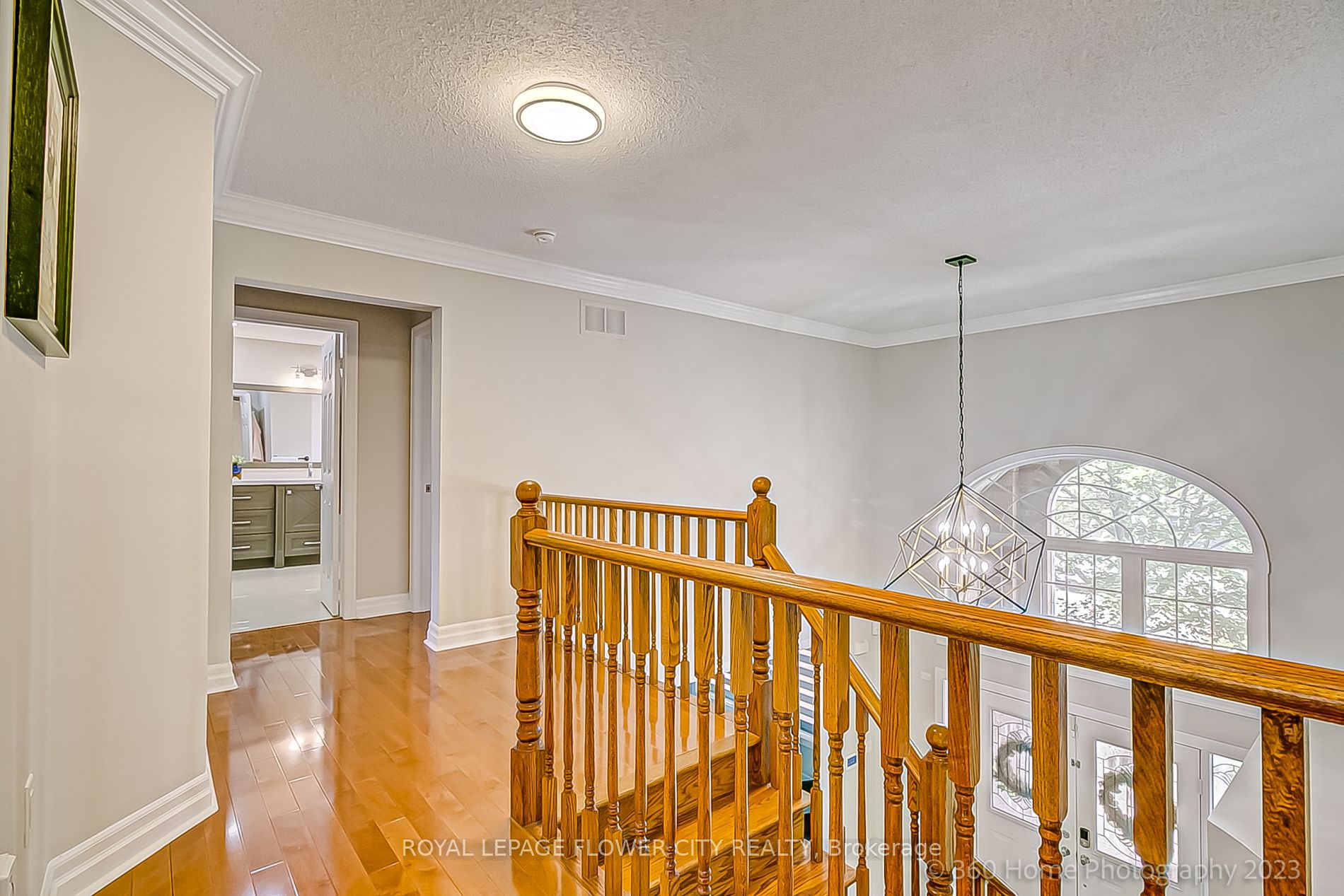 98 Treeline Blvd