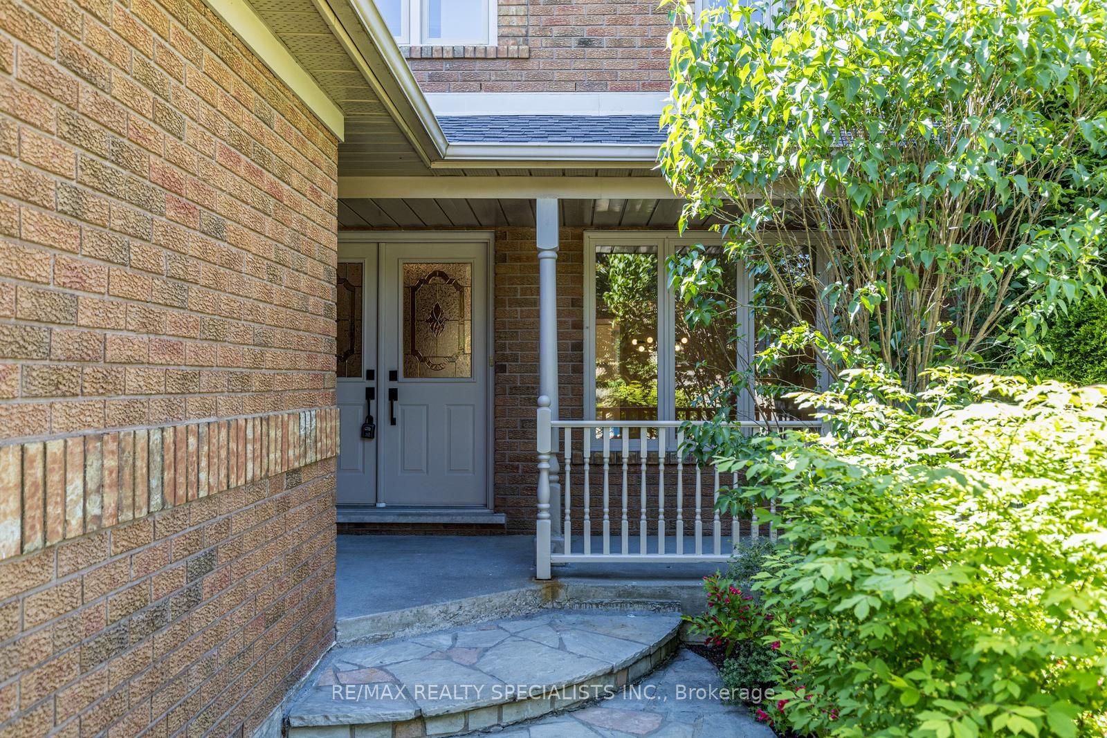 3251 Bloomfield Drive