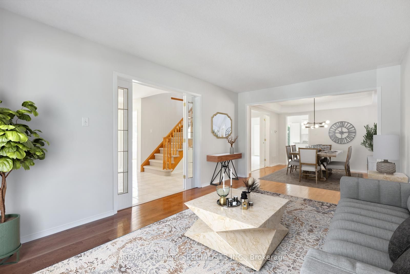 3251 Bloomfield Drive
