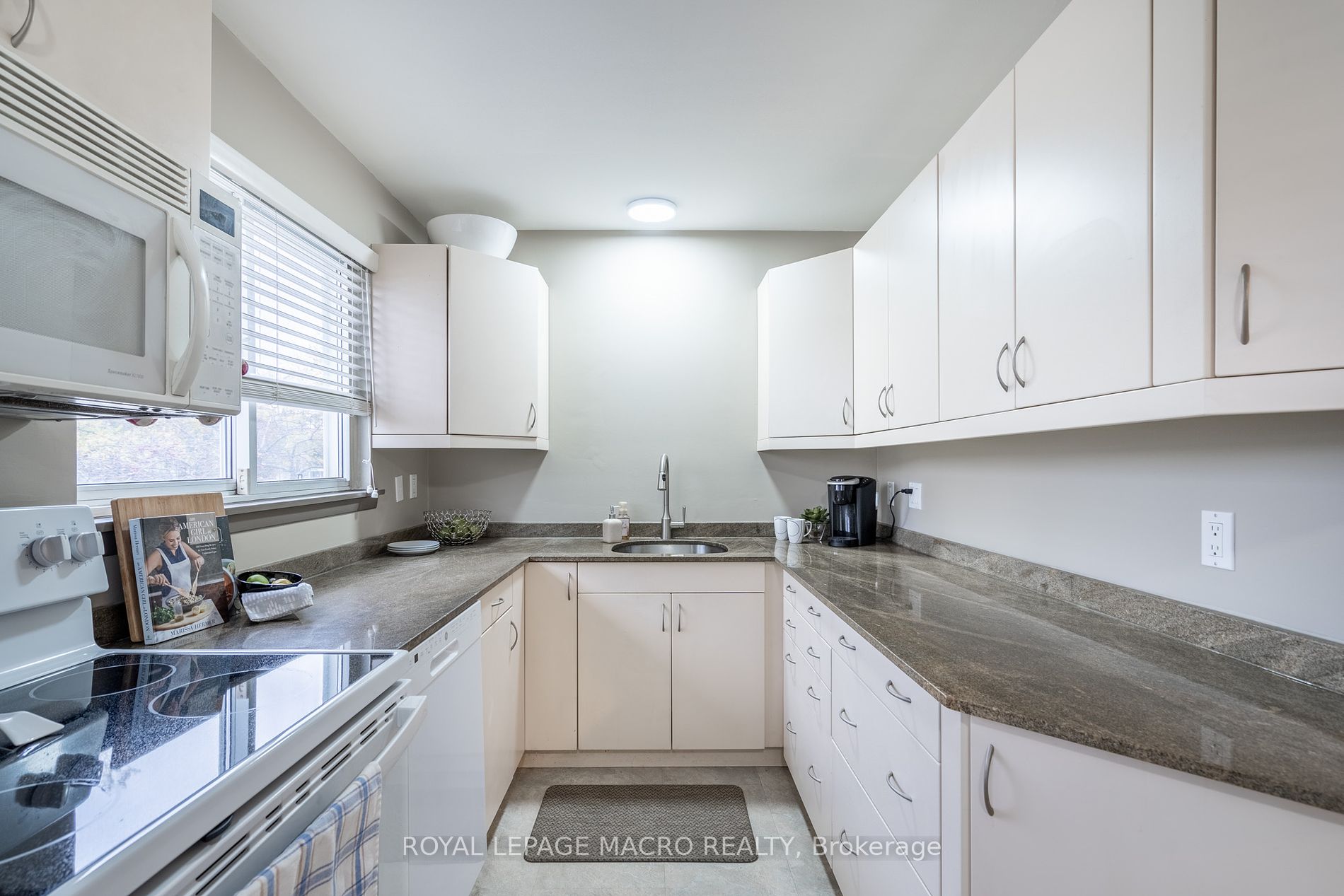 1270 Gainsborough Dr, #56