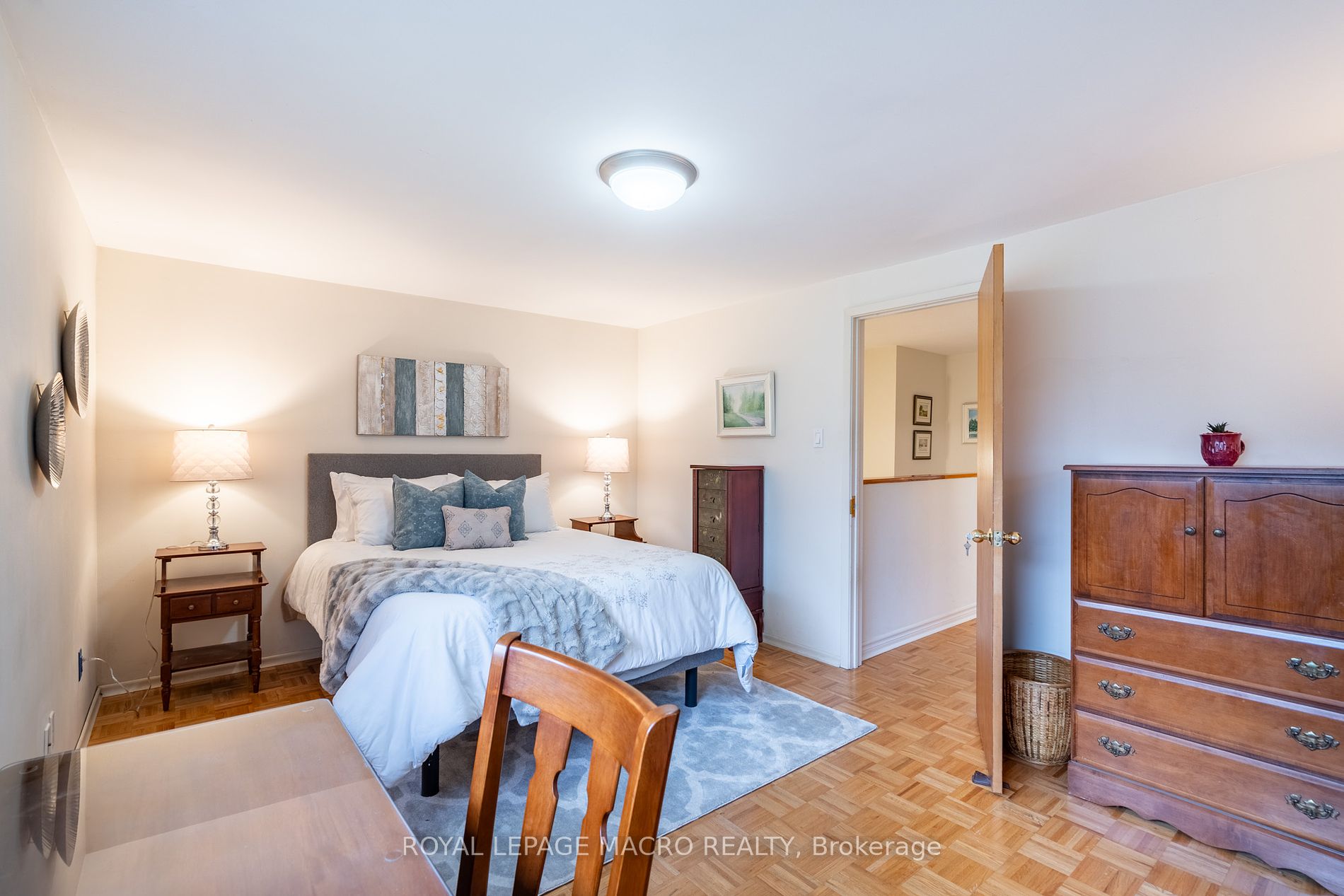 1270 Gainsborough Dr, #56