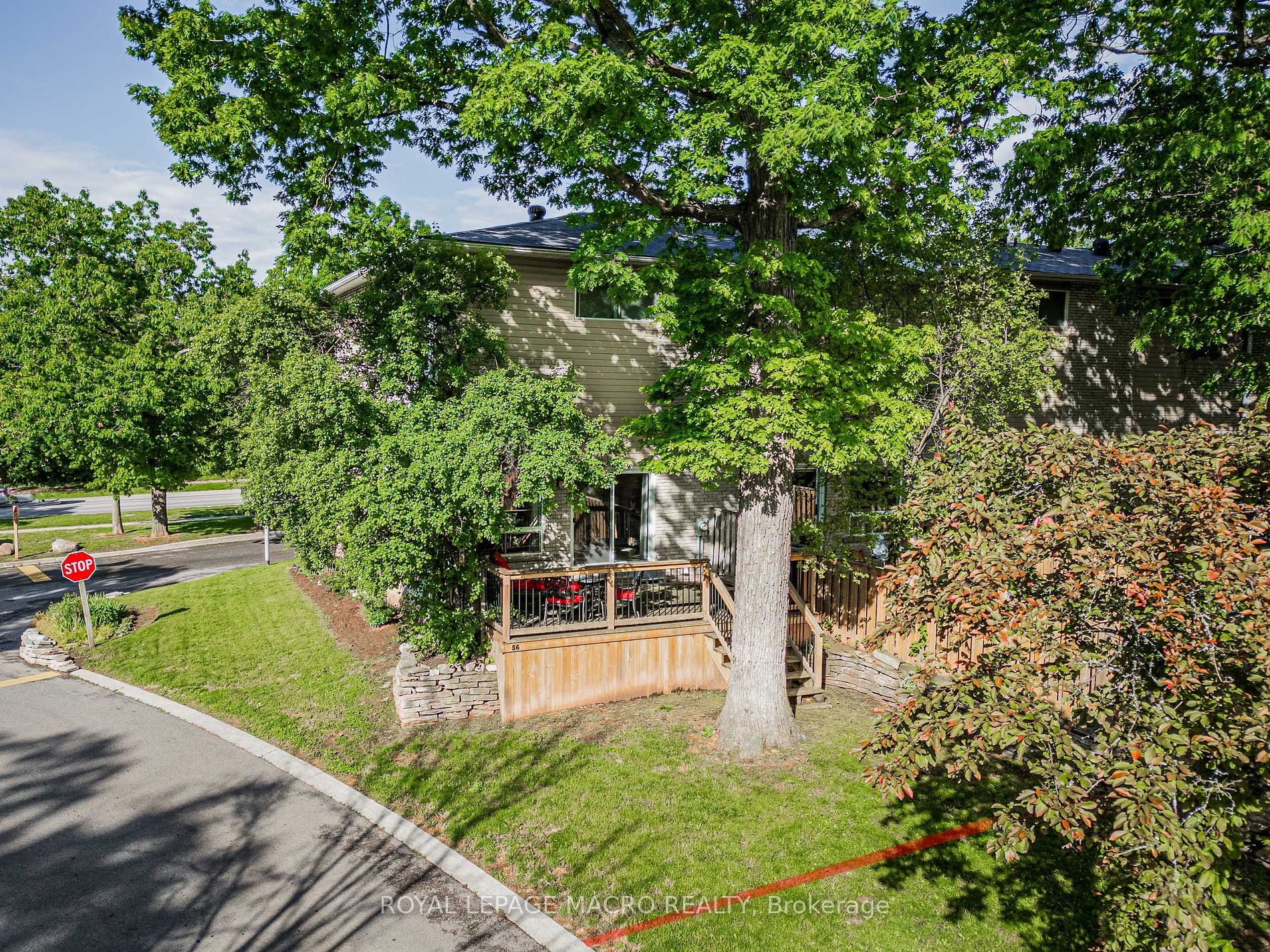1270 Gainsborough Dr, #56