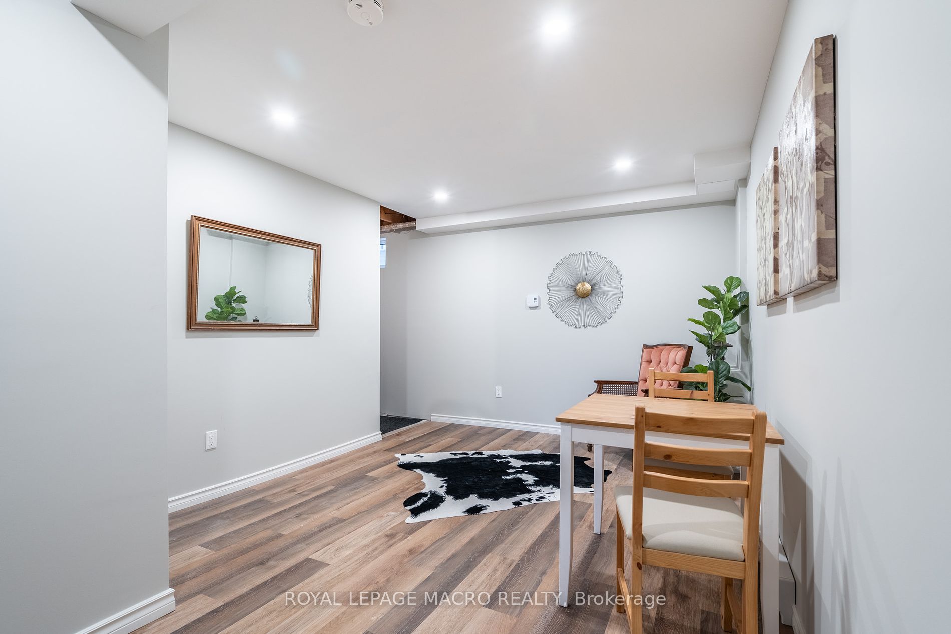 1270 Gainsborough Dr, #56