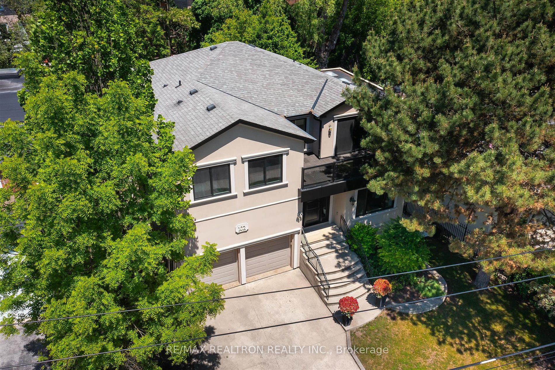 102 Edenbridge Dr