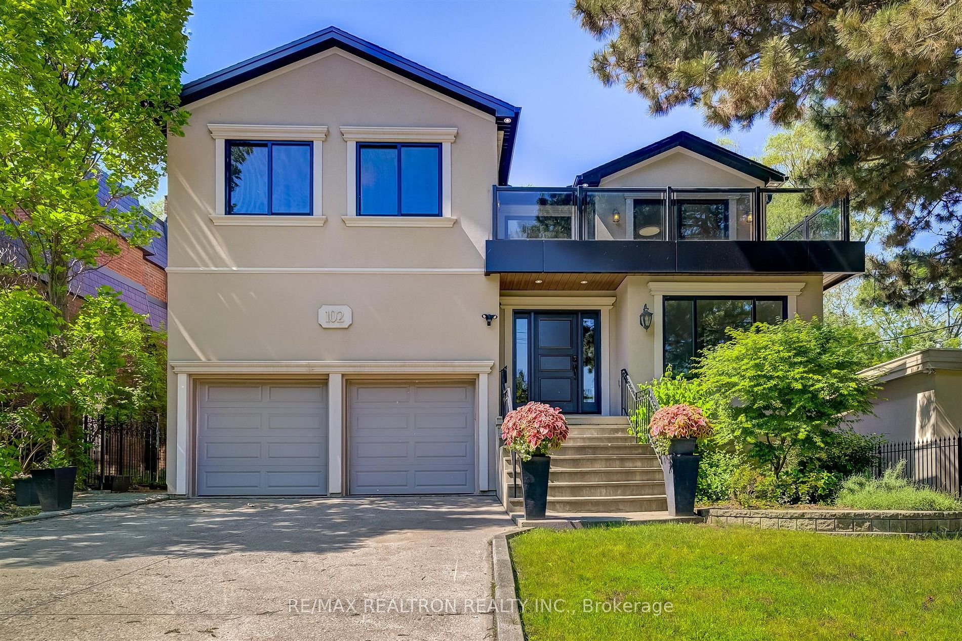 102 Edenbridge Dr