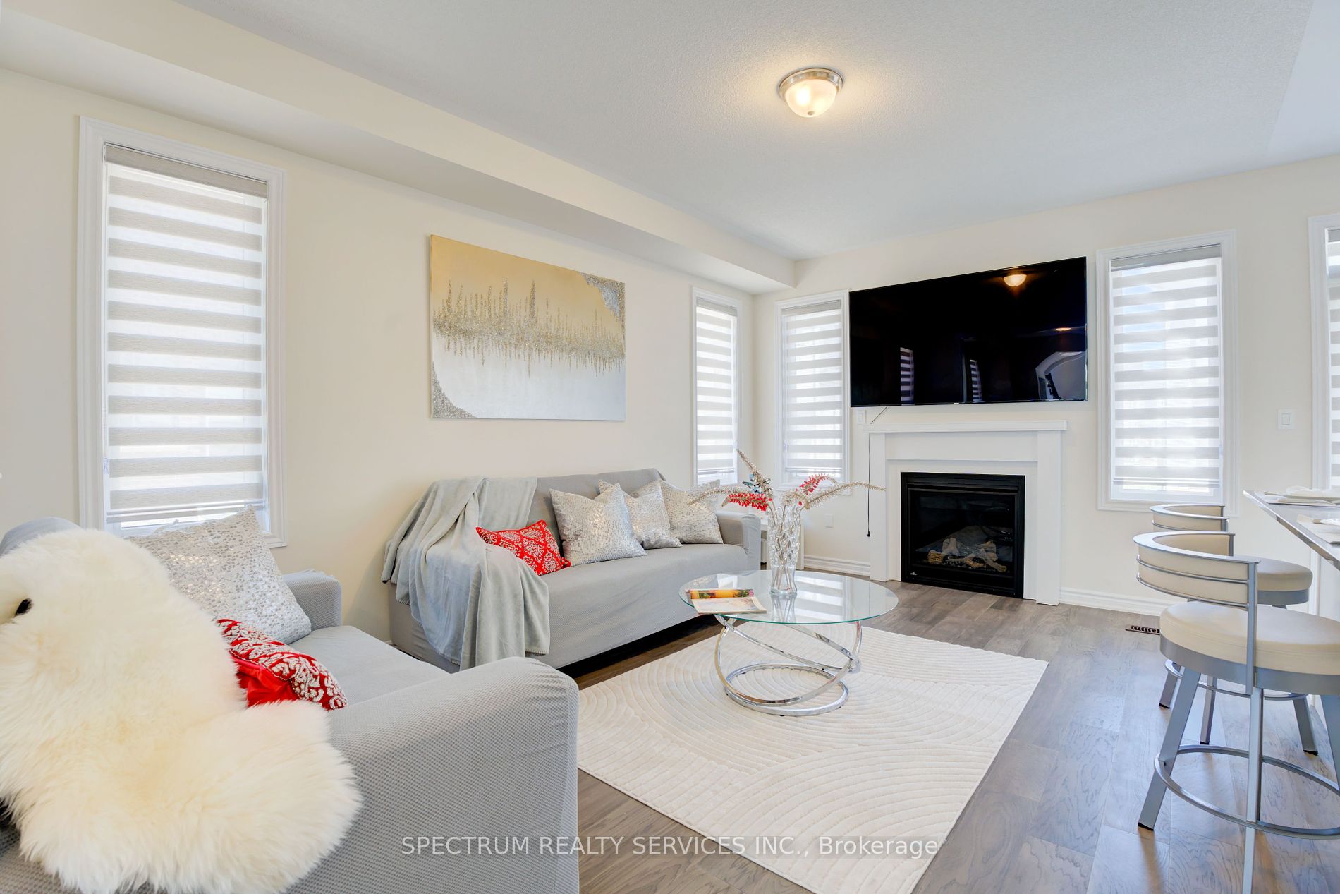 605 Leatherleaf Landing
