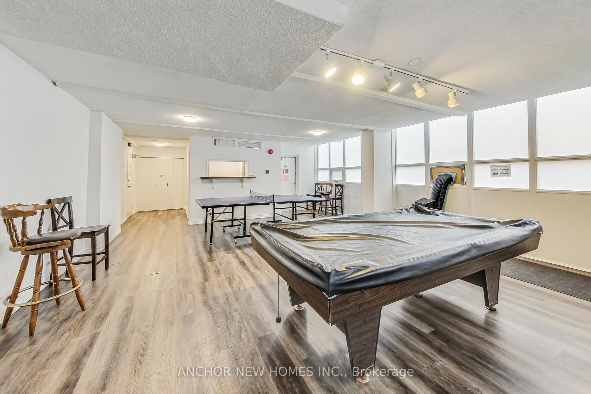2323 Confederation Parkway #1105