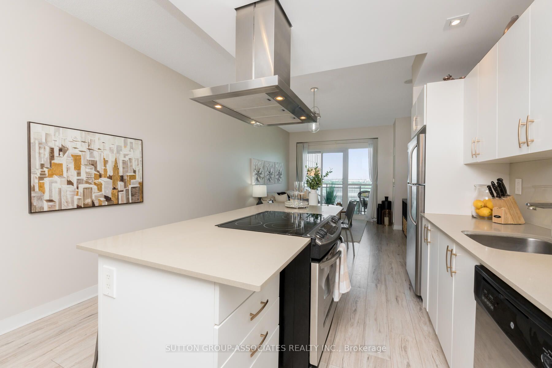 165 Legion Rd N, #1532