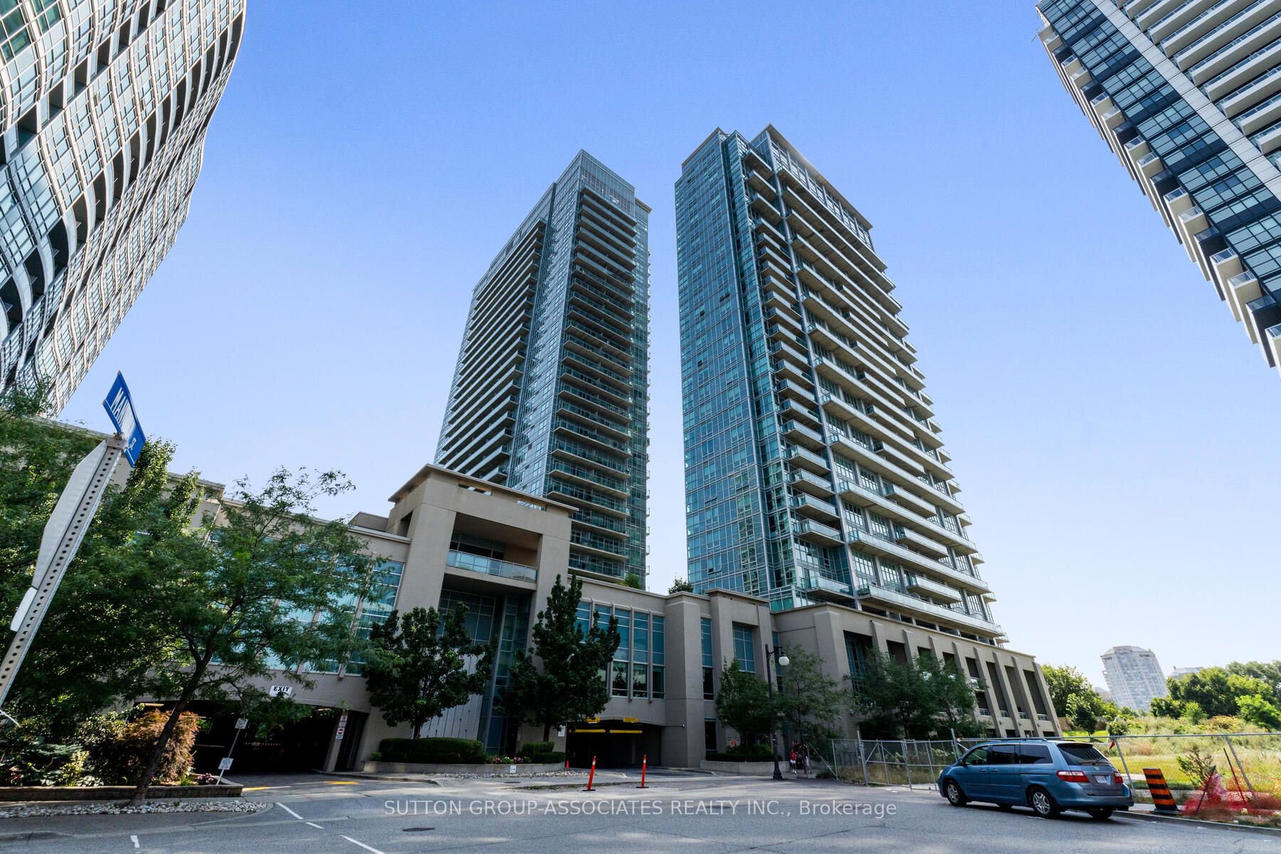 165 Legion Rd N, #1532