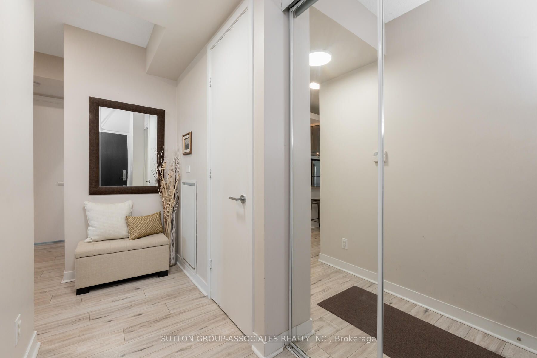 165 Legion Rd N, #1532