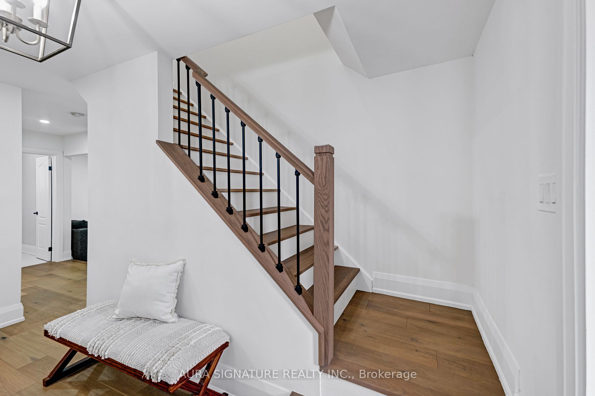 190 Crestwood Road