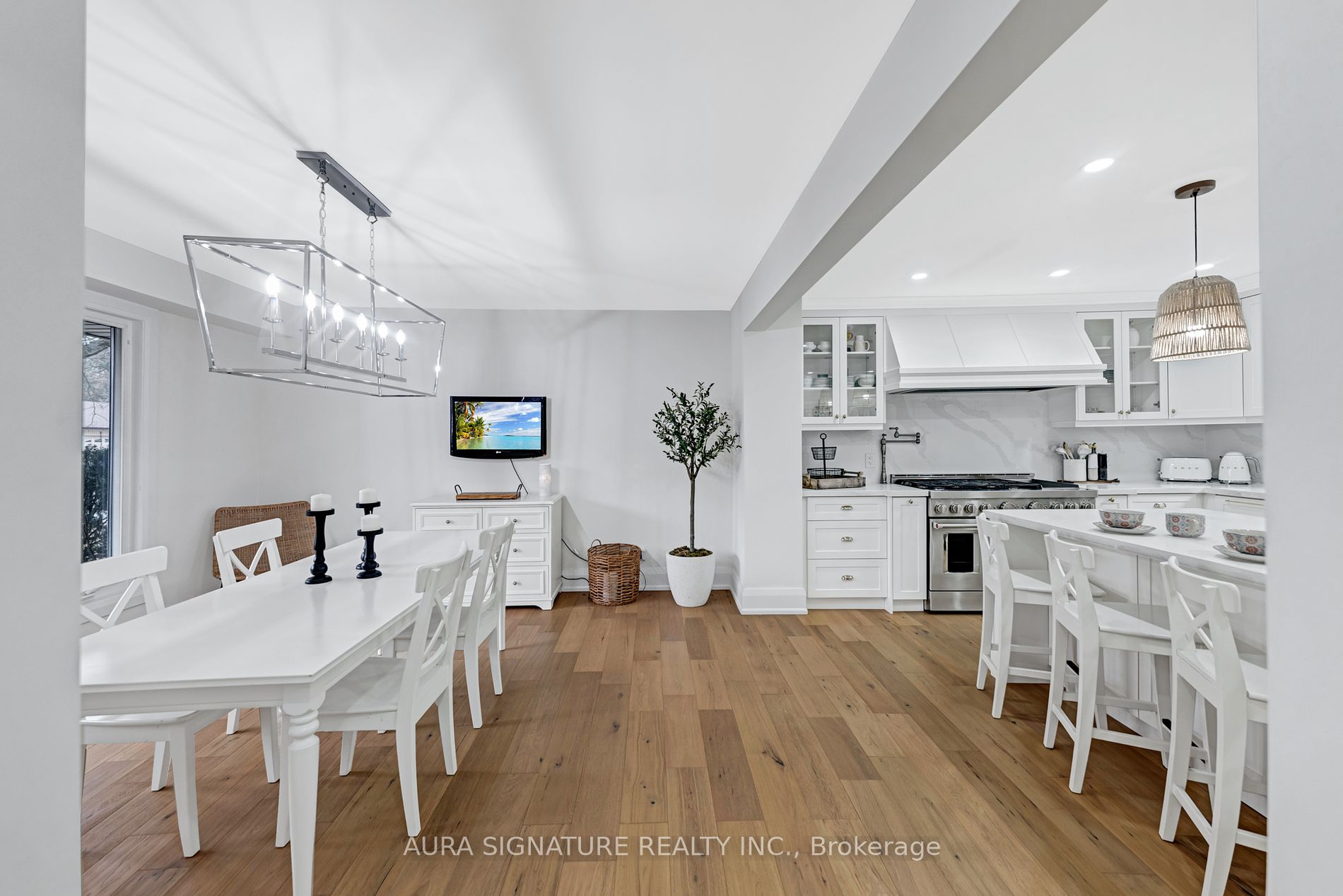 190 Crestwood Road