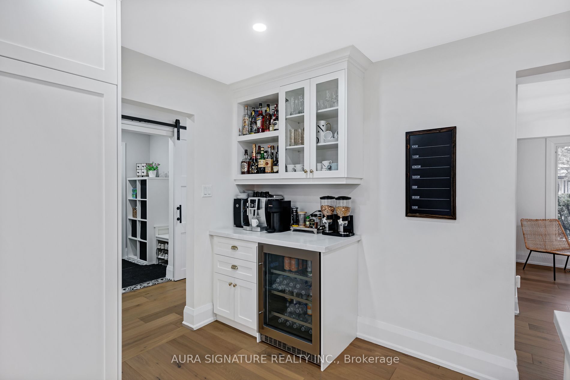 190 Crestwood Road