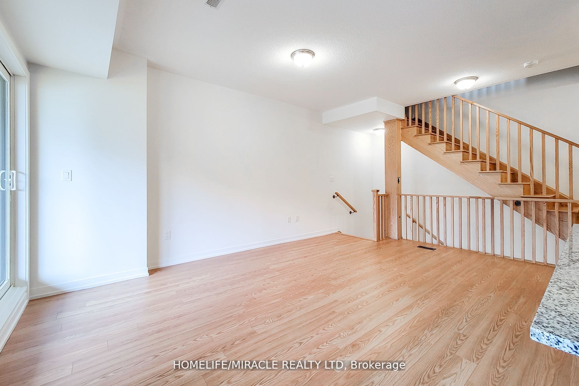 1544 Hilson Hts