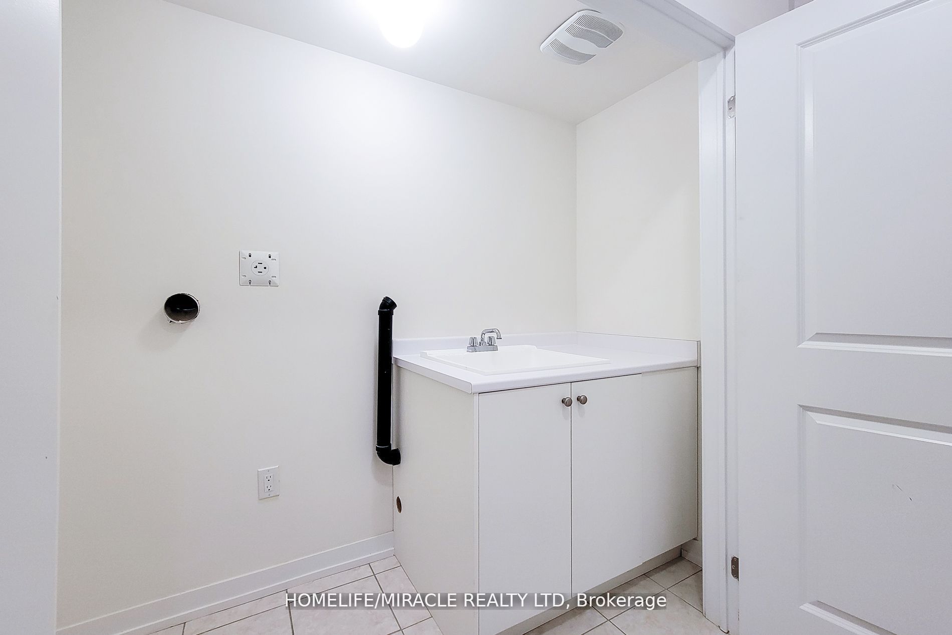 1544 Hilson Hts