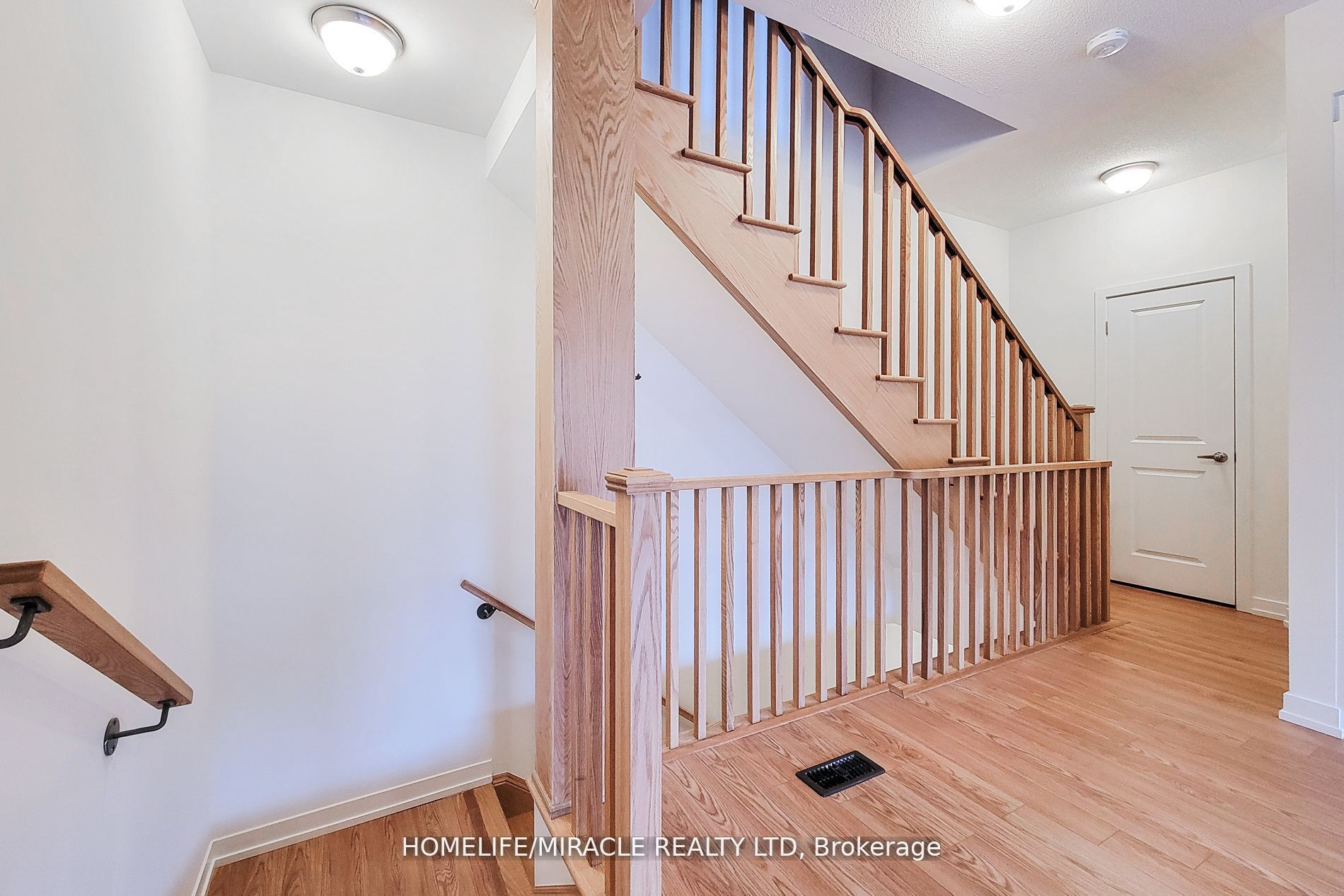 1544 Hilson Hts