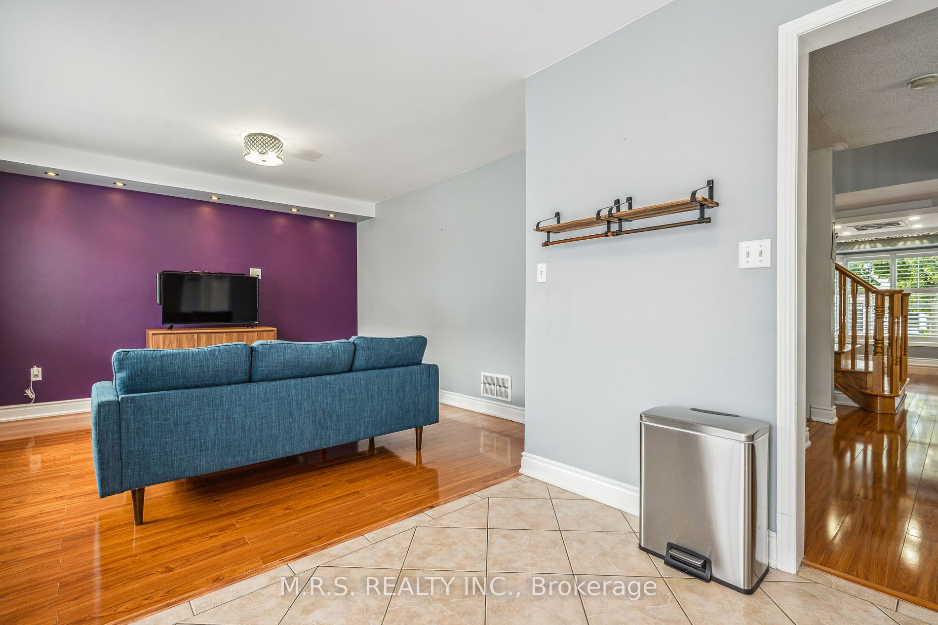 18 Orangegrove Drive