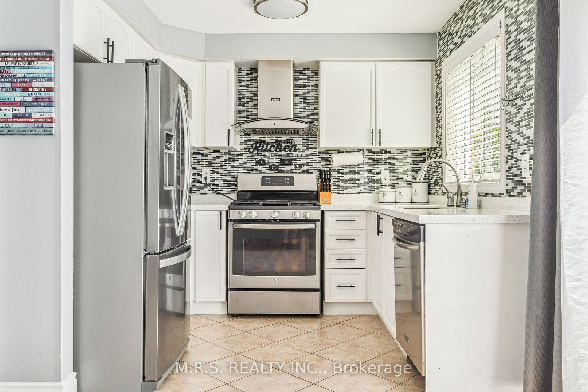 18 Orangegrove Drive