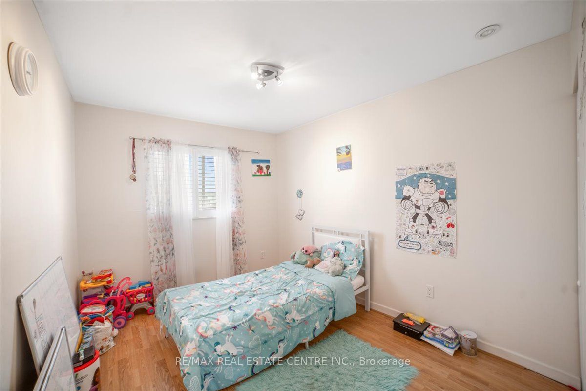 1020 Central Park Dr, #33