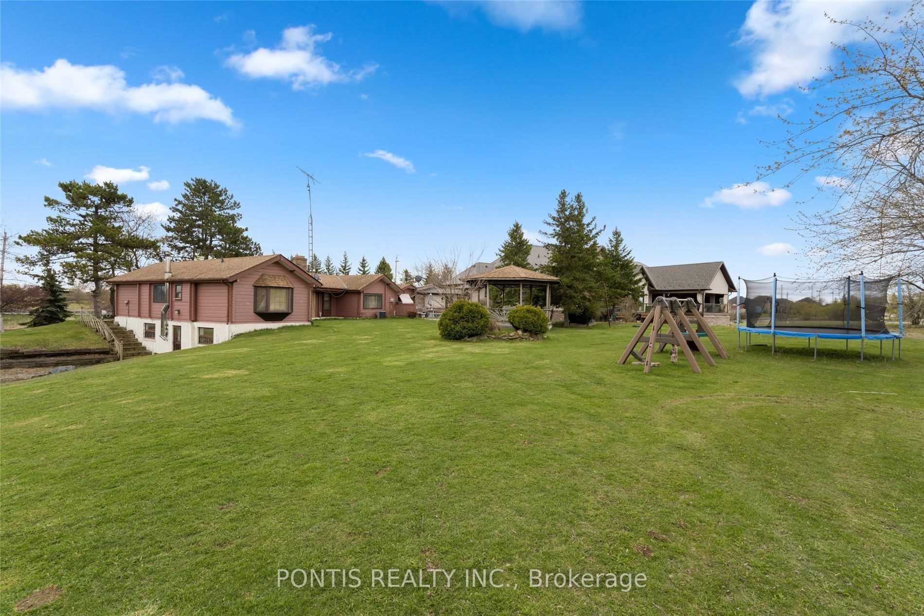 6902 Mayfield Rd