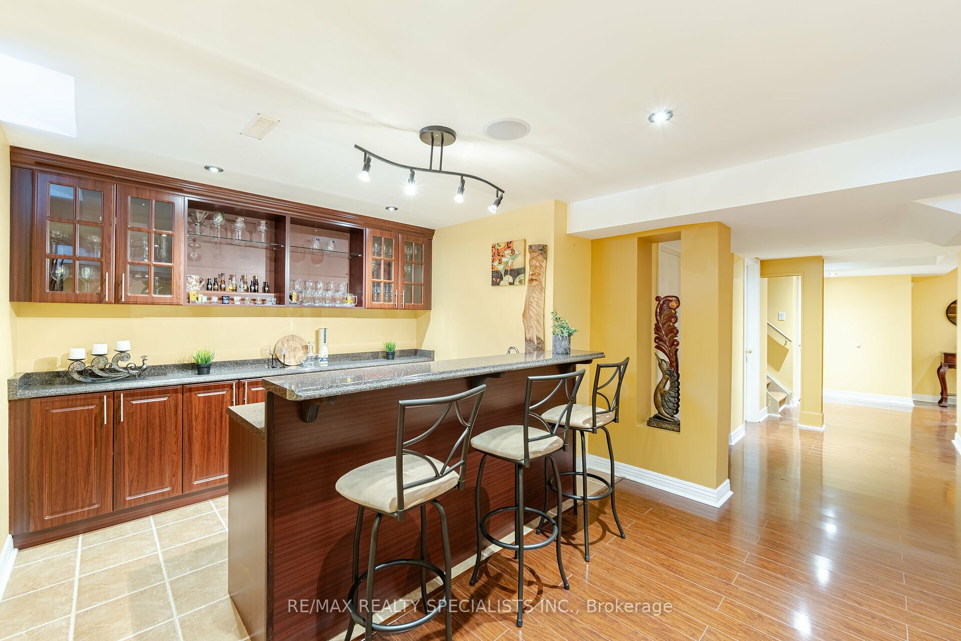 3353 Azelia Crt