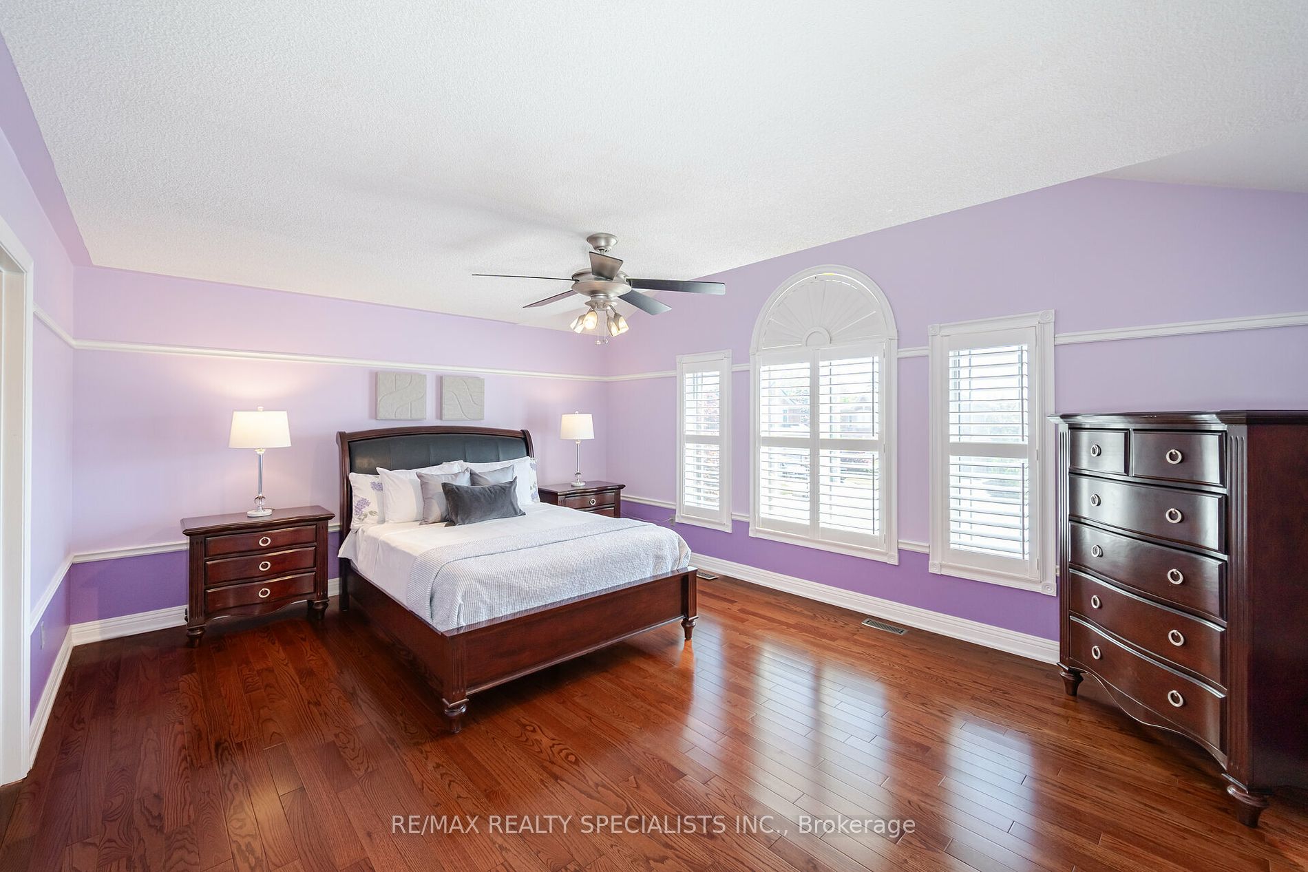 3353 Azelia Crt