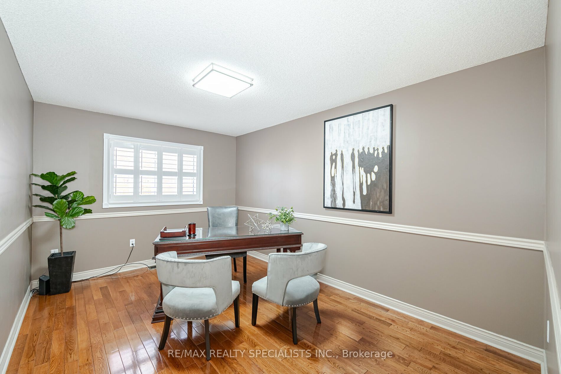 3353 Azelia Crt