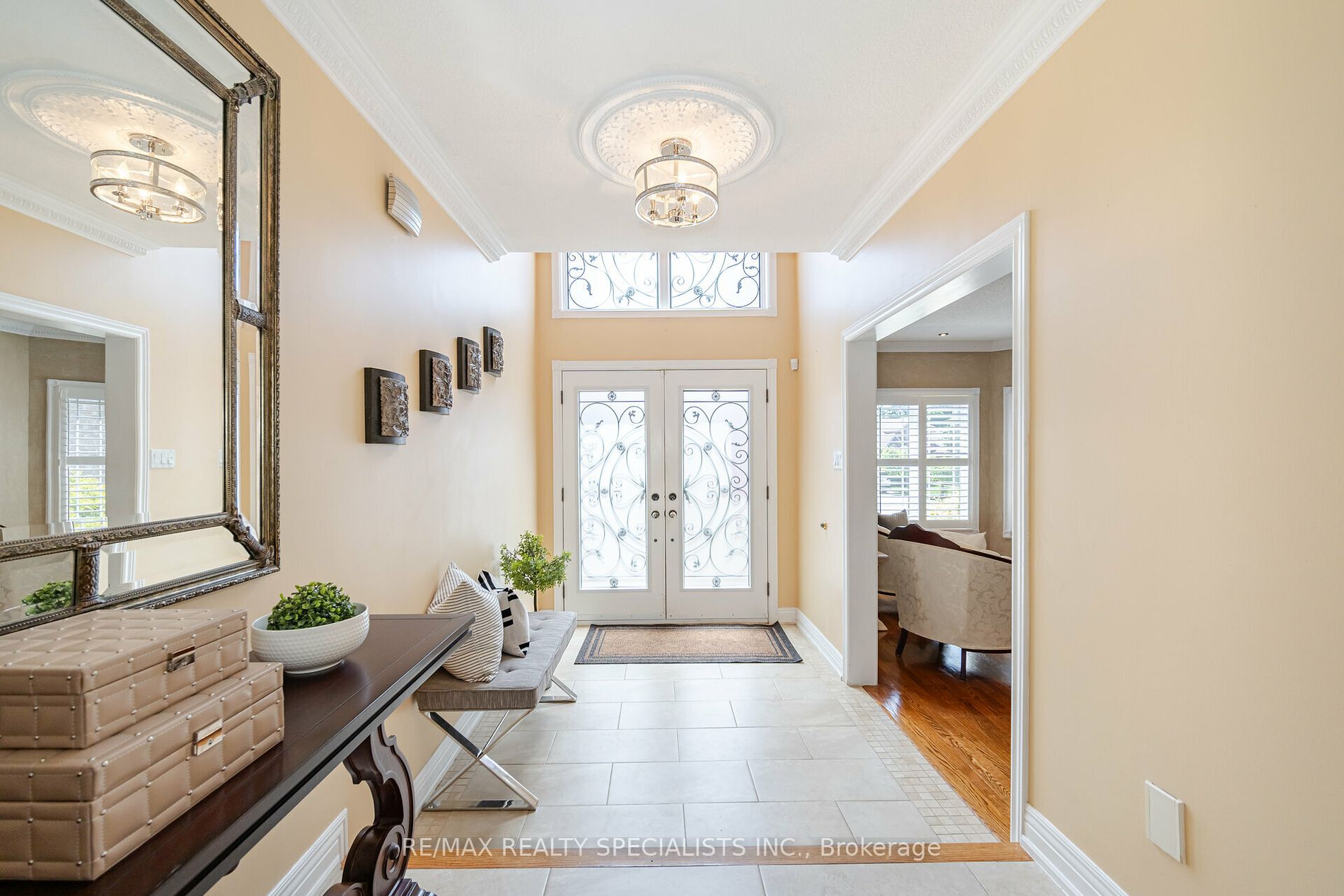 3353 Azelia Crt