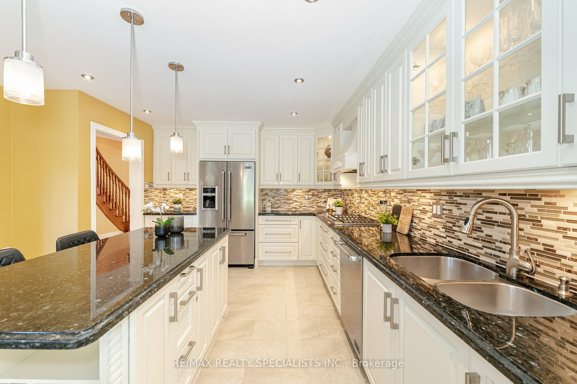 3353 Azelia Crt
