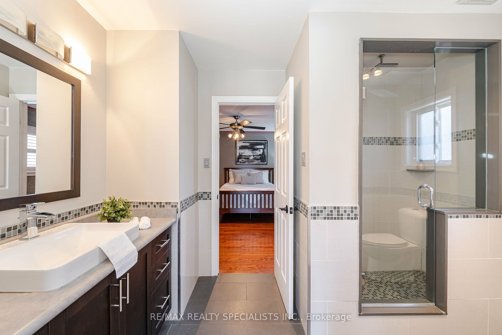 3353 Azelia Crt
