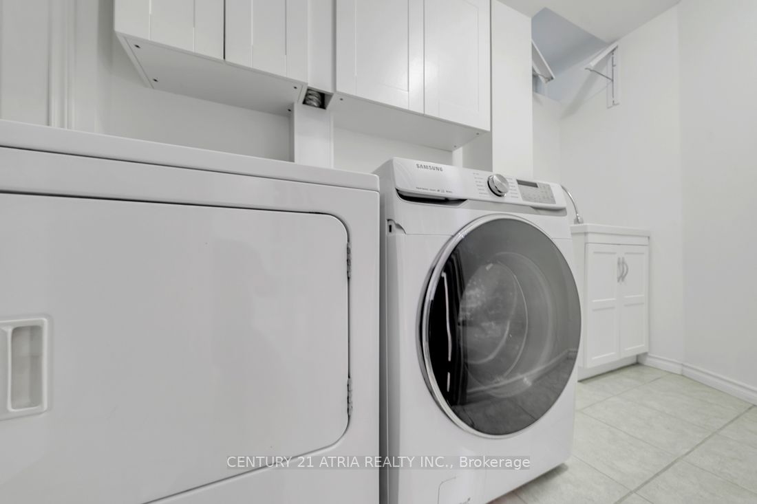 7159 Spyglass Crescent