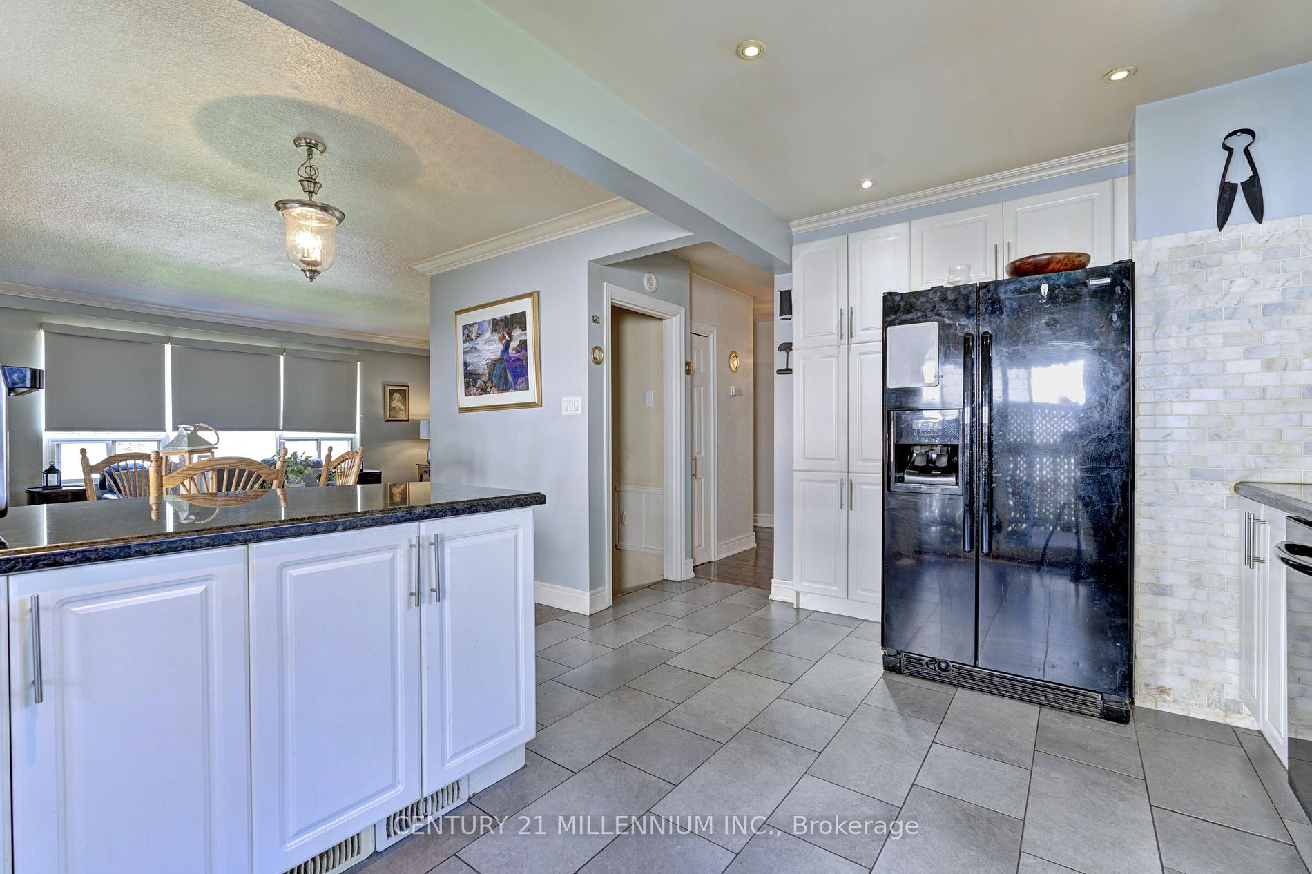 2190 Breezy Brae Dr