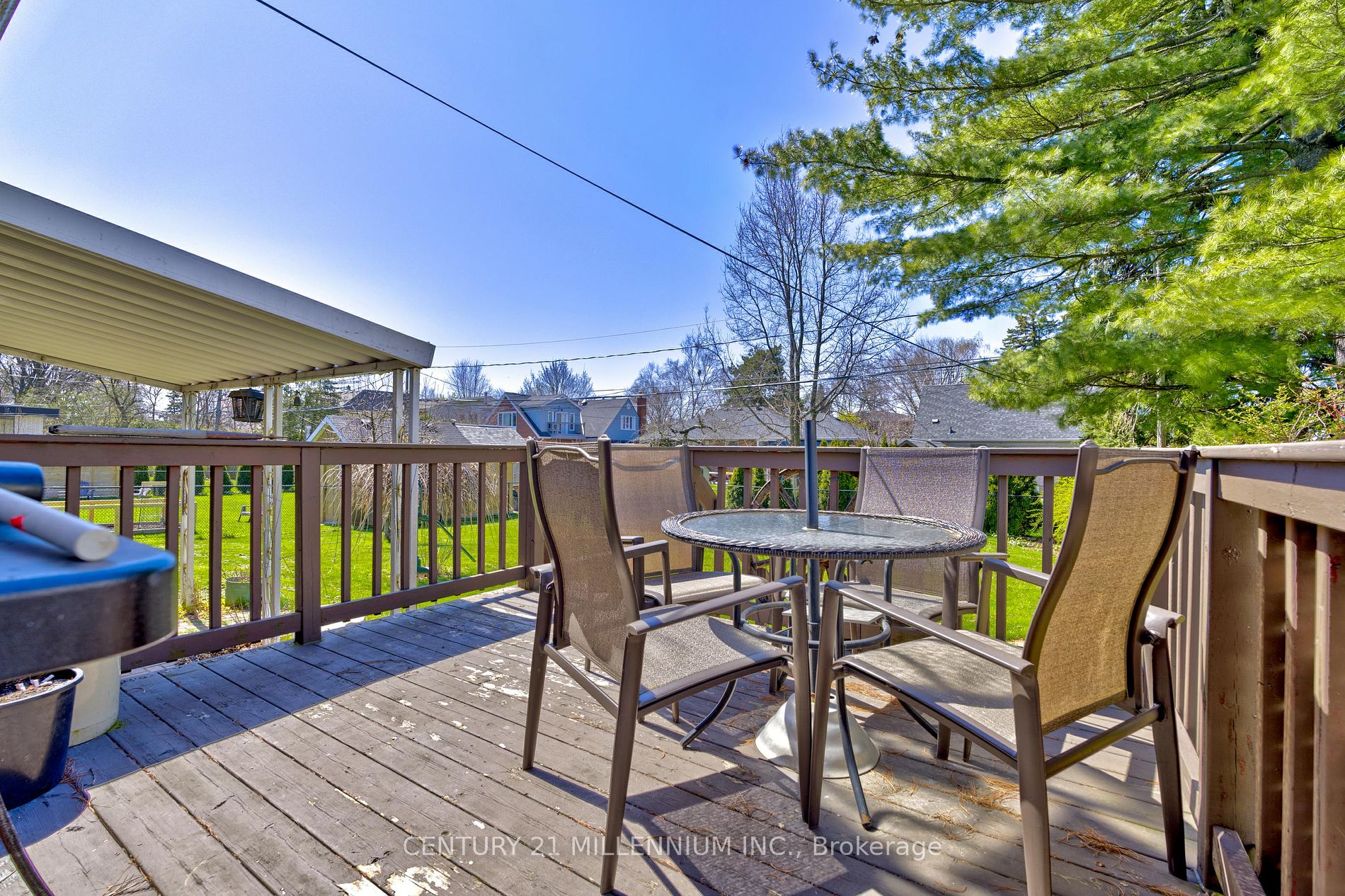 2190 Breezy Brae Dr