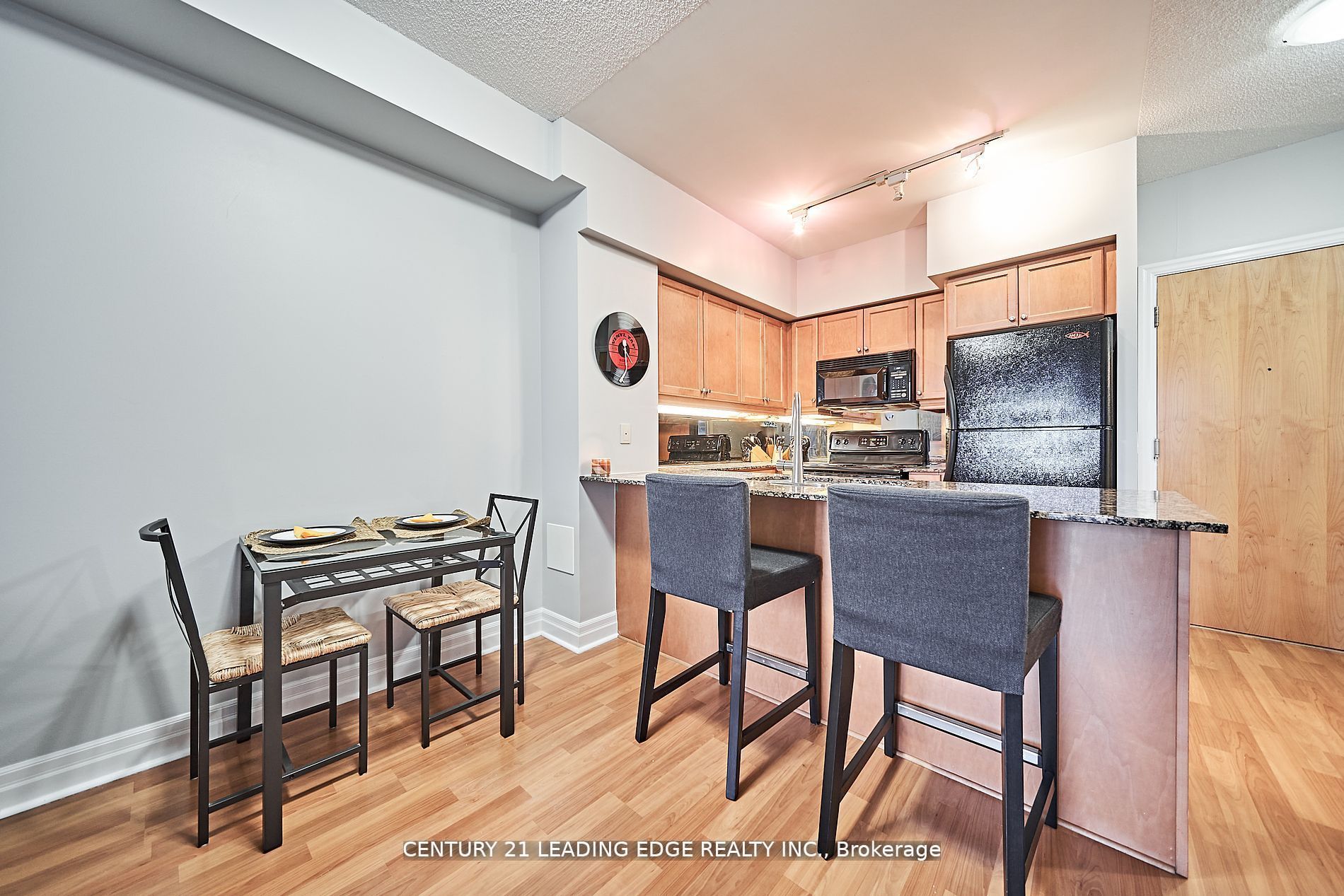 58 Marine Parade Dr, #331