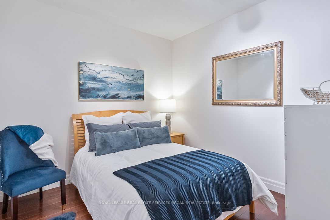 80 Port Street E, #208