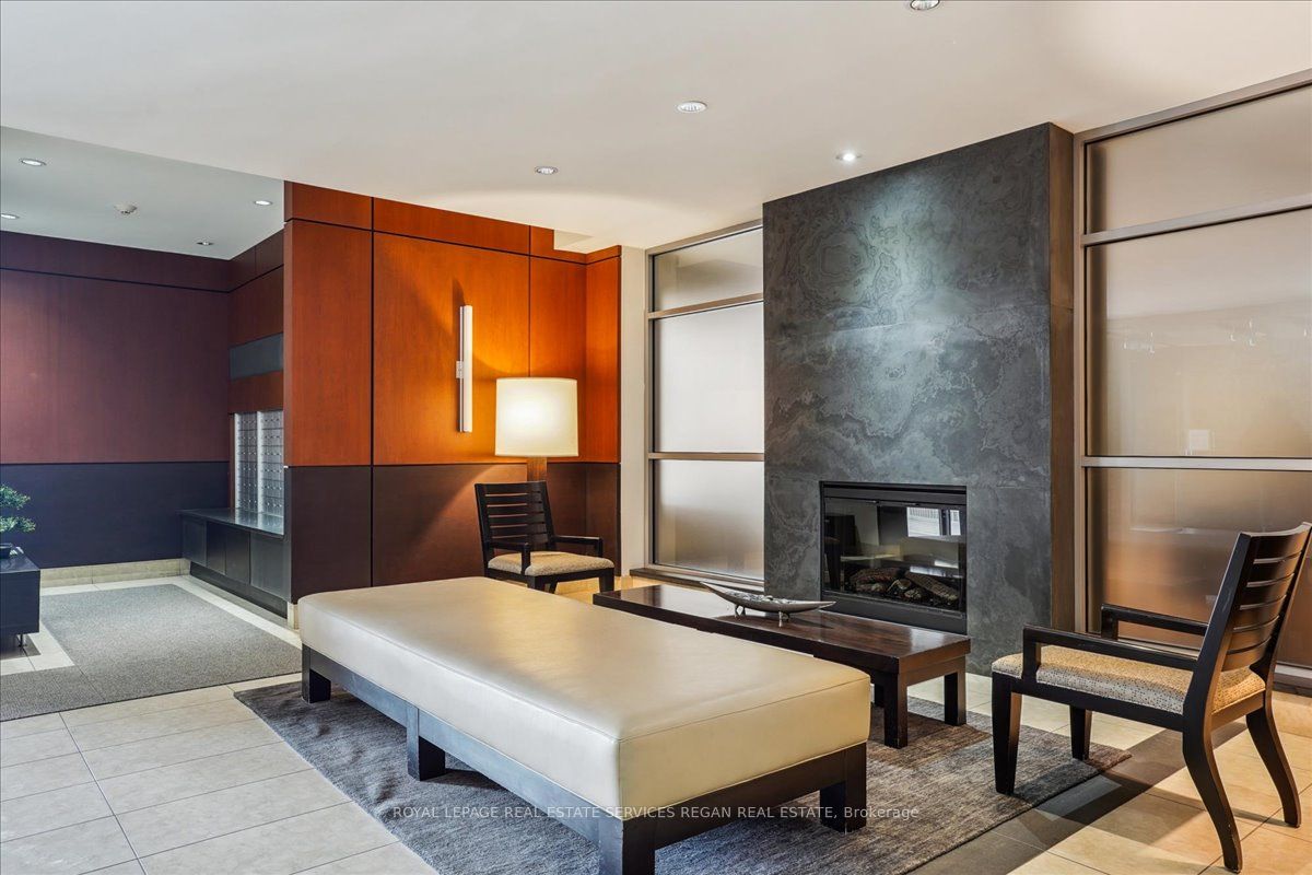 80 Port Street E, #208