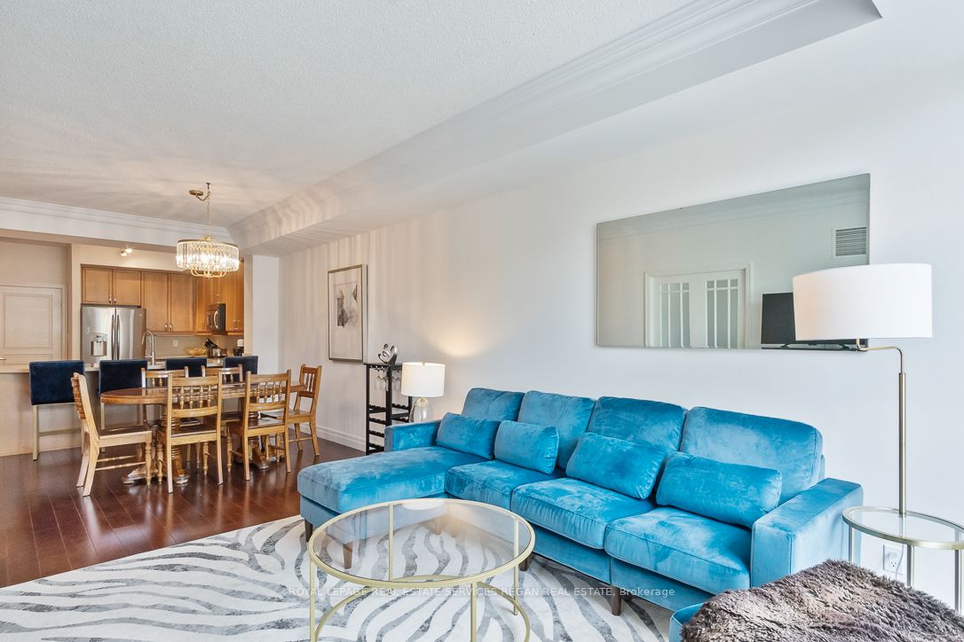 80 Port Street E, #208