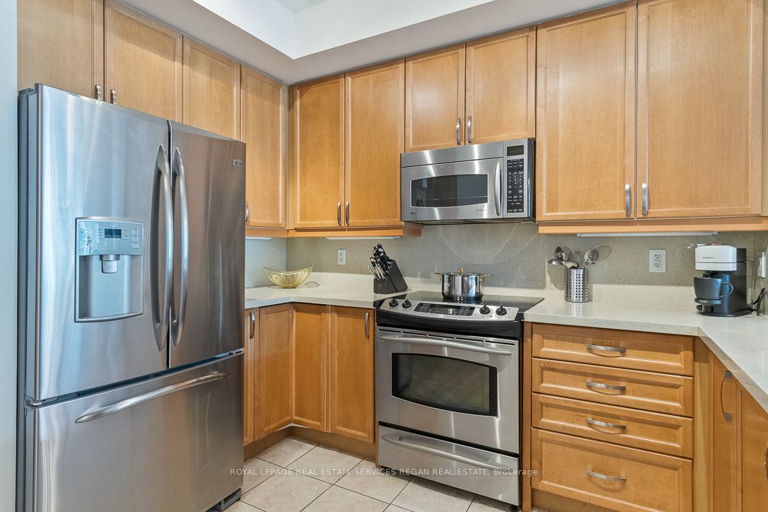 80 Port Street E, #208