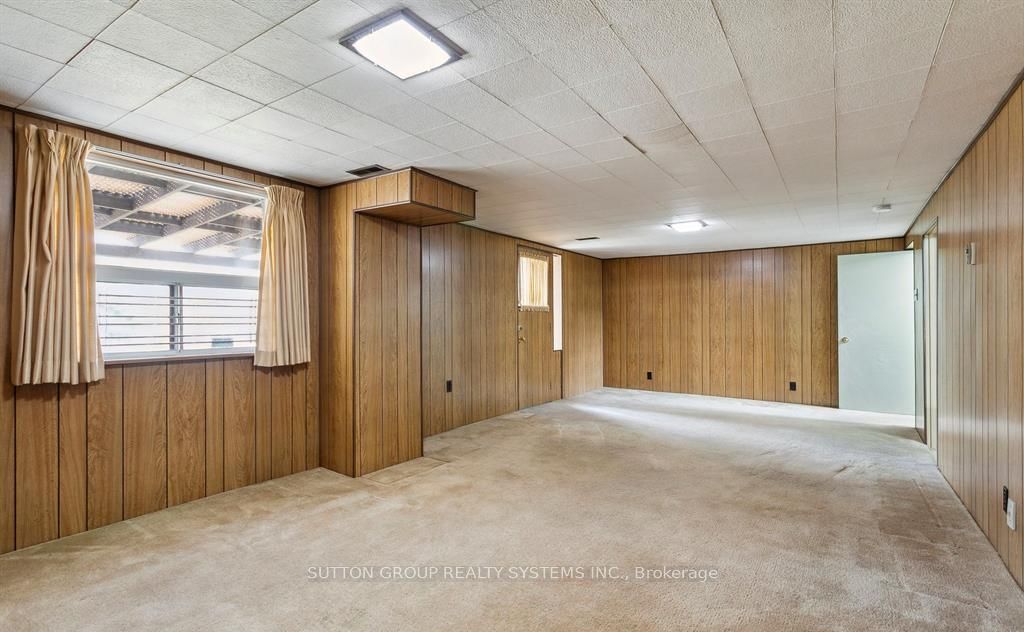 272 Renforth Drive