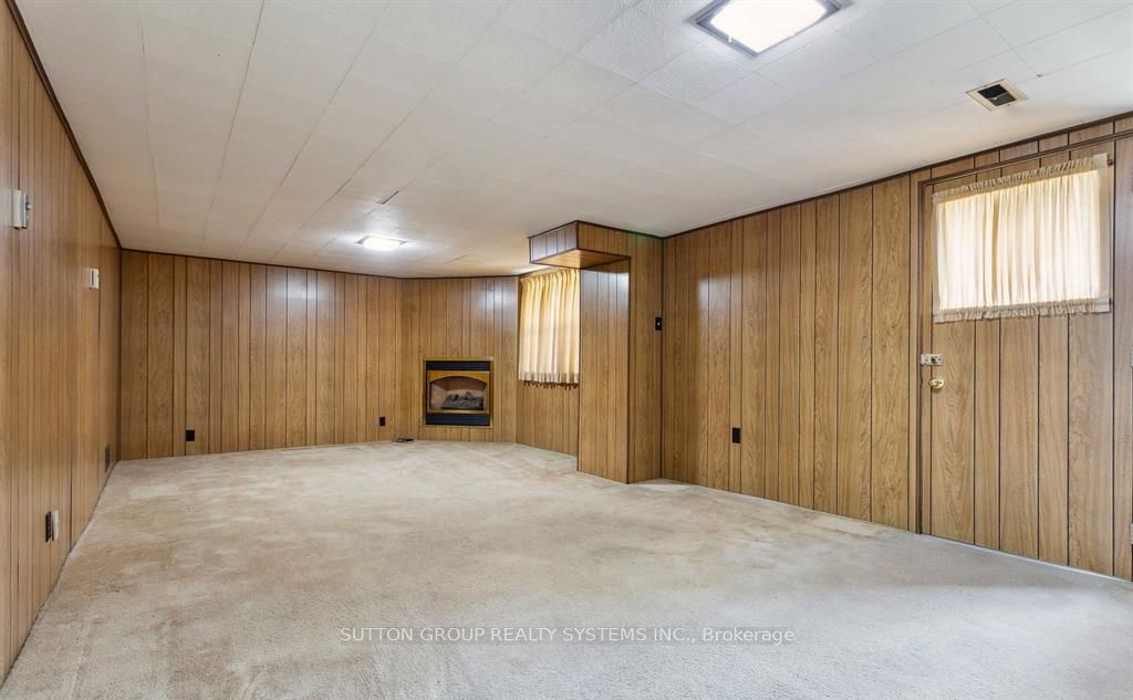 272 Renforth Drive