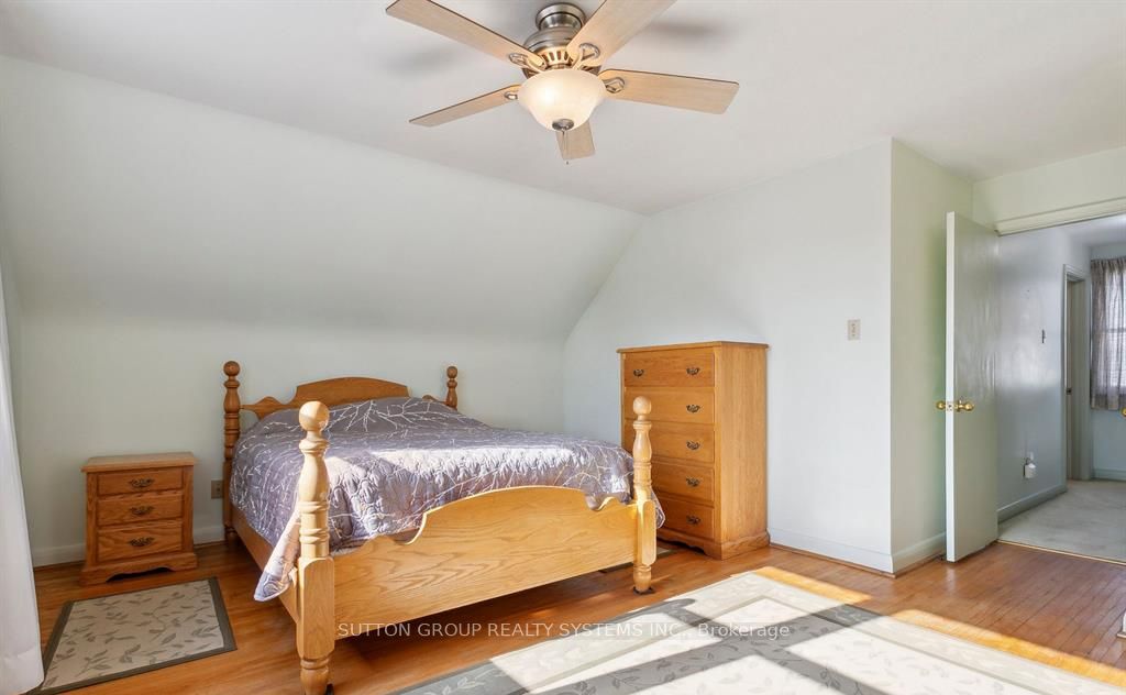 272 Renforth Drive