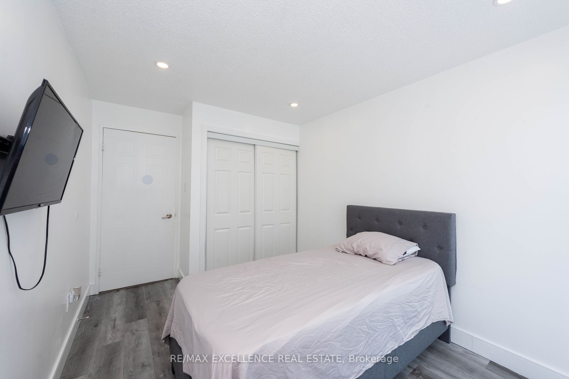 350 Webb Drive, #2301