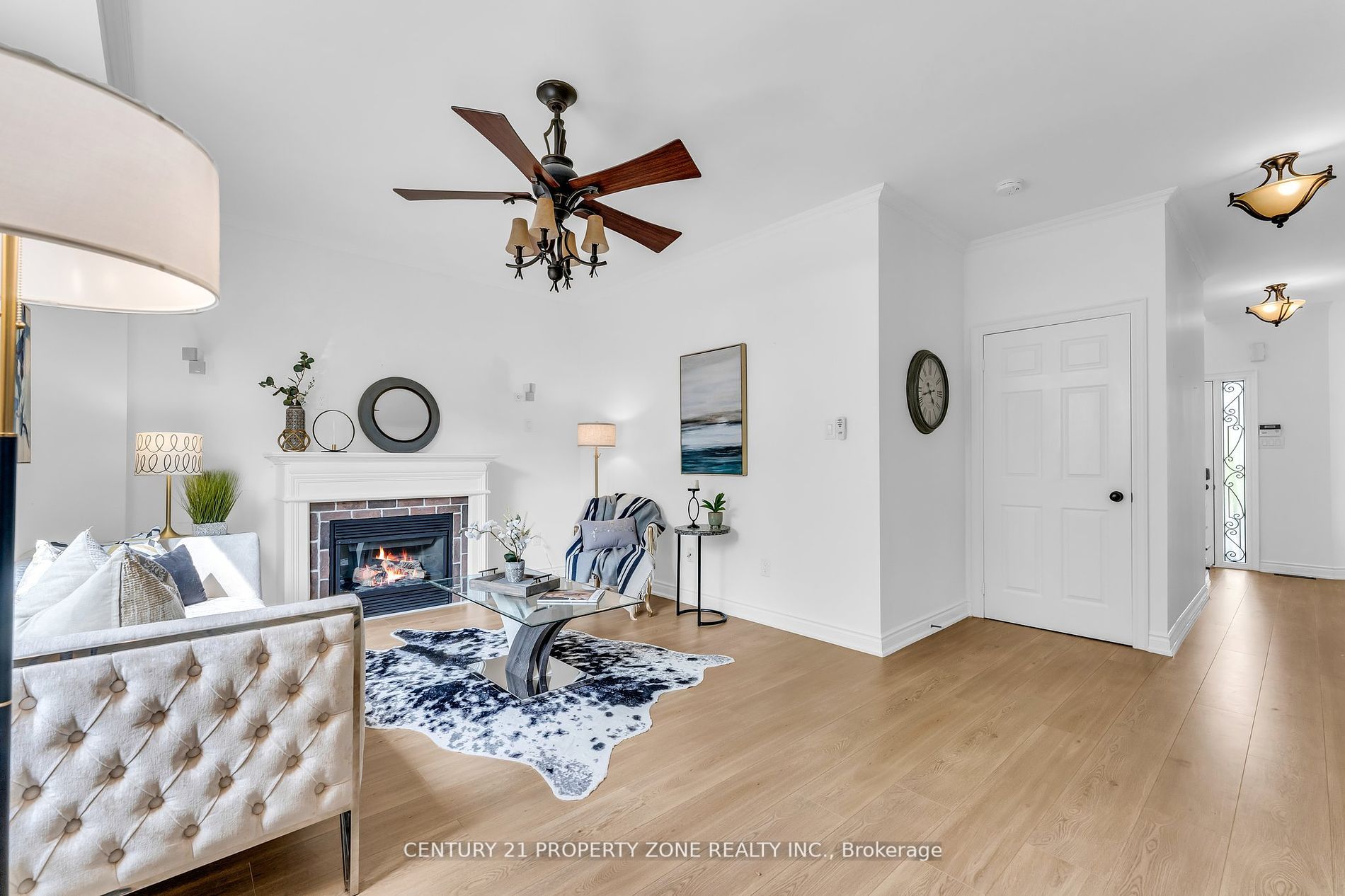 214 Ellis Crescent
