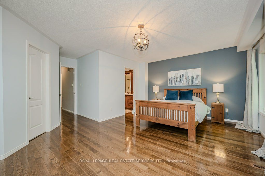 1084 Queen St W, #48B