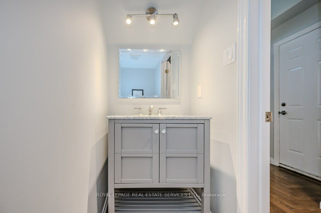 1084 Queen St W, #48B