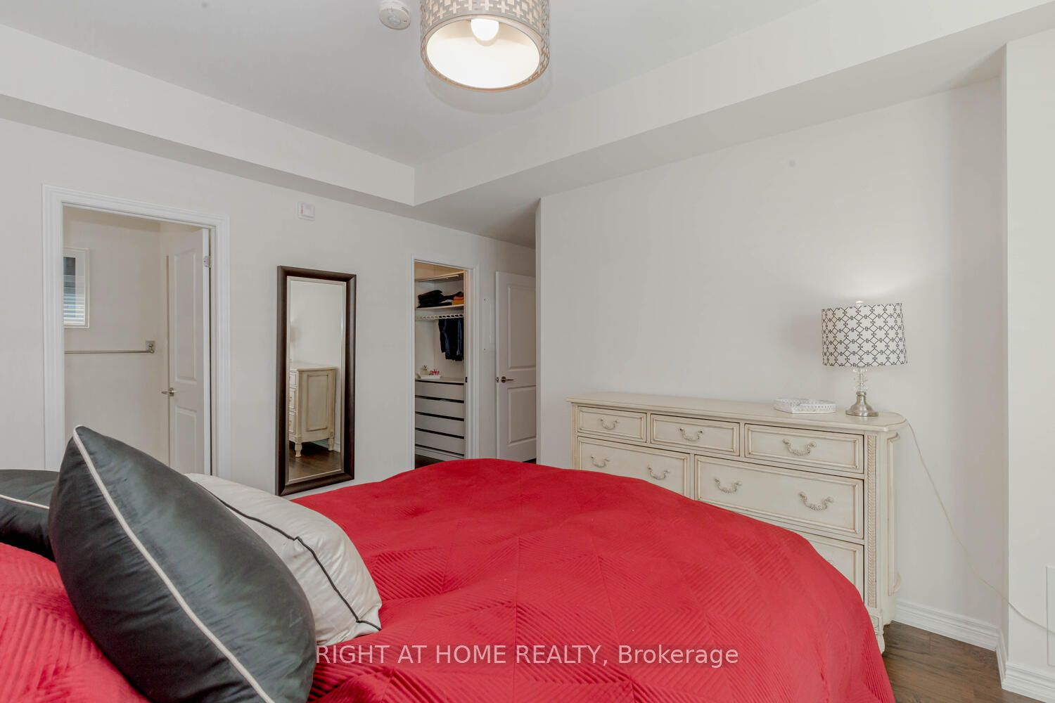 2370 Khalsa Gate, #207