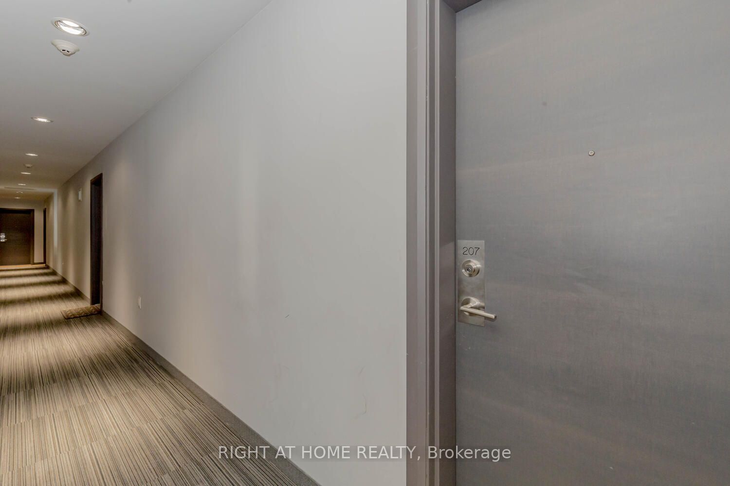 2370 Khalsa Gate, #207